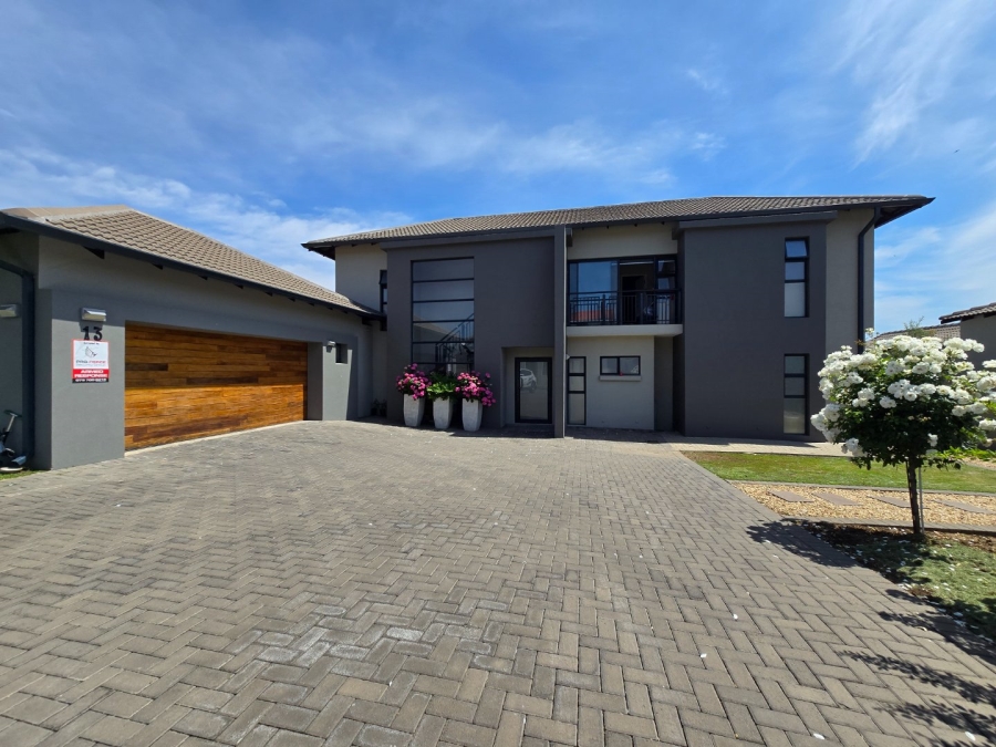 4 Bedroom Property for Sale in Somerton Estate Free State